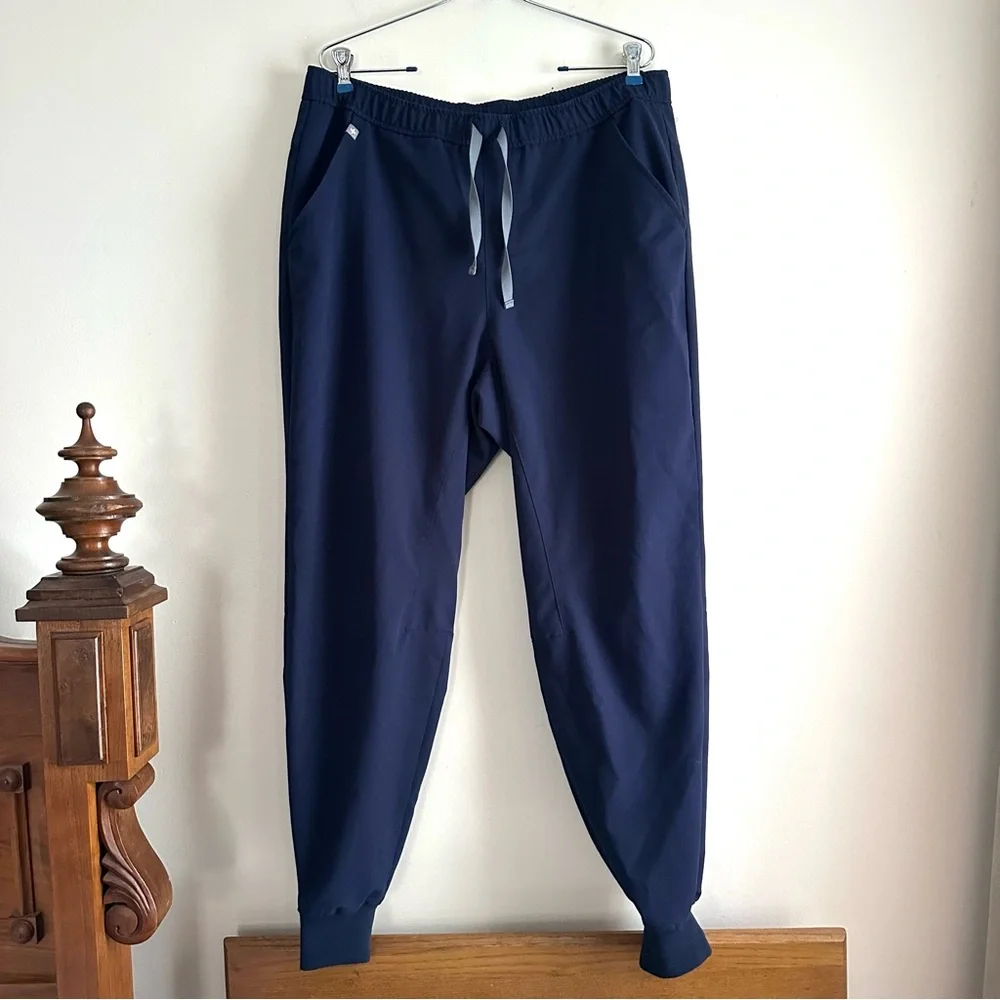 Figs • Tansen‎ Jogger Scrub Pants in Navy